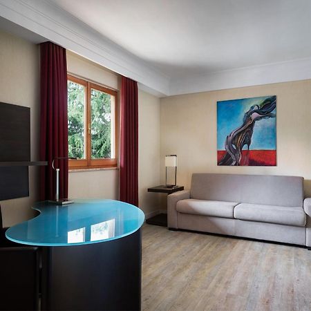Courtyard By Marriott Rome Central Park Екстер'єр фото