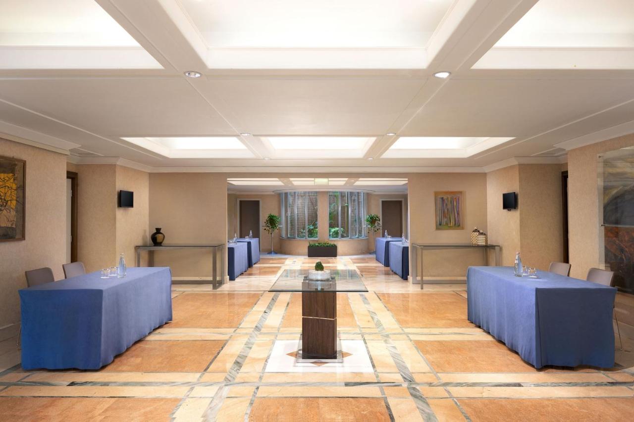 Courtyard By Marriott Rome Central Park Екстер'єр фото