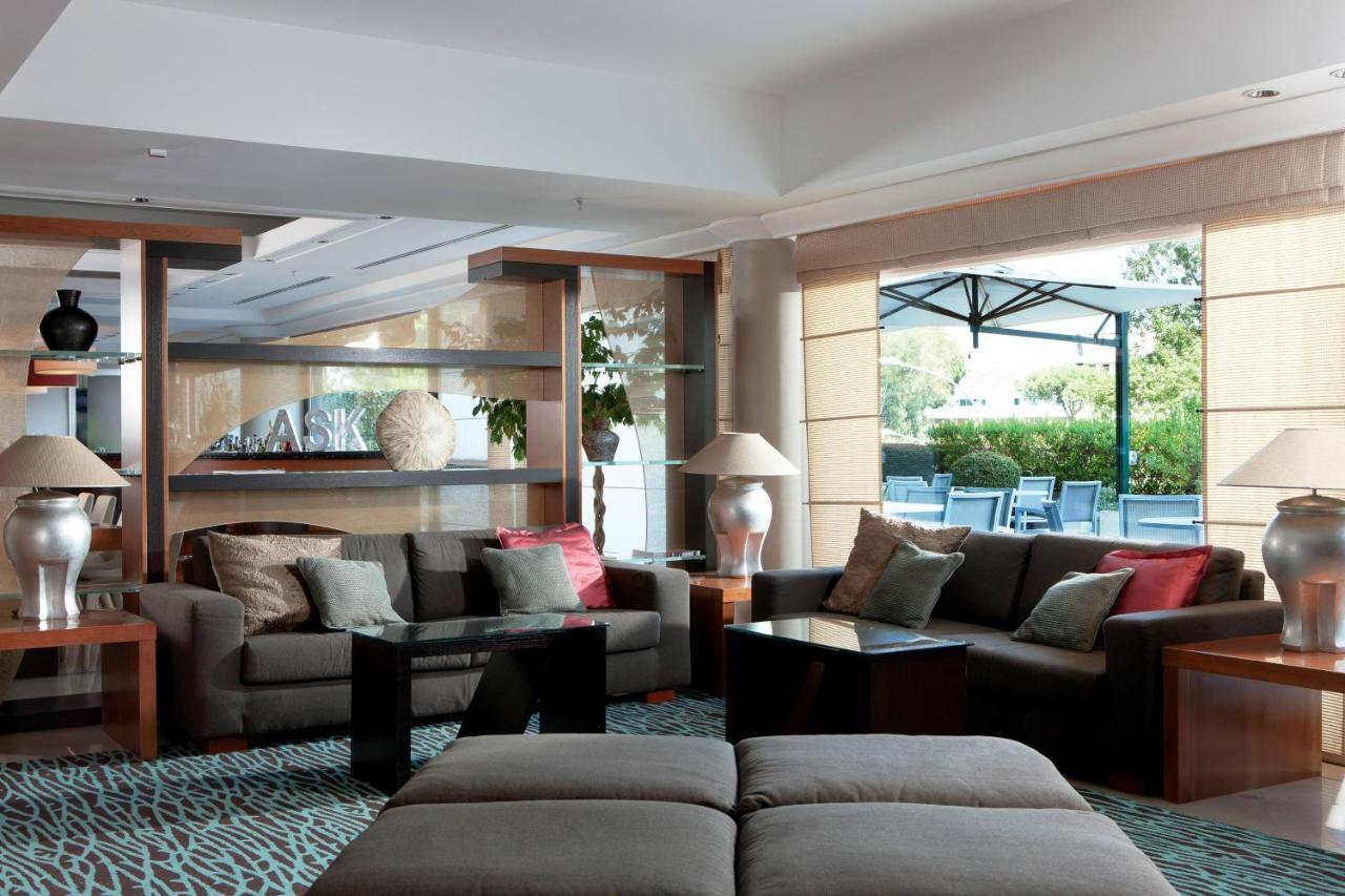 Courtyard By Marriott Rome Central Park Екстер'єр фото